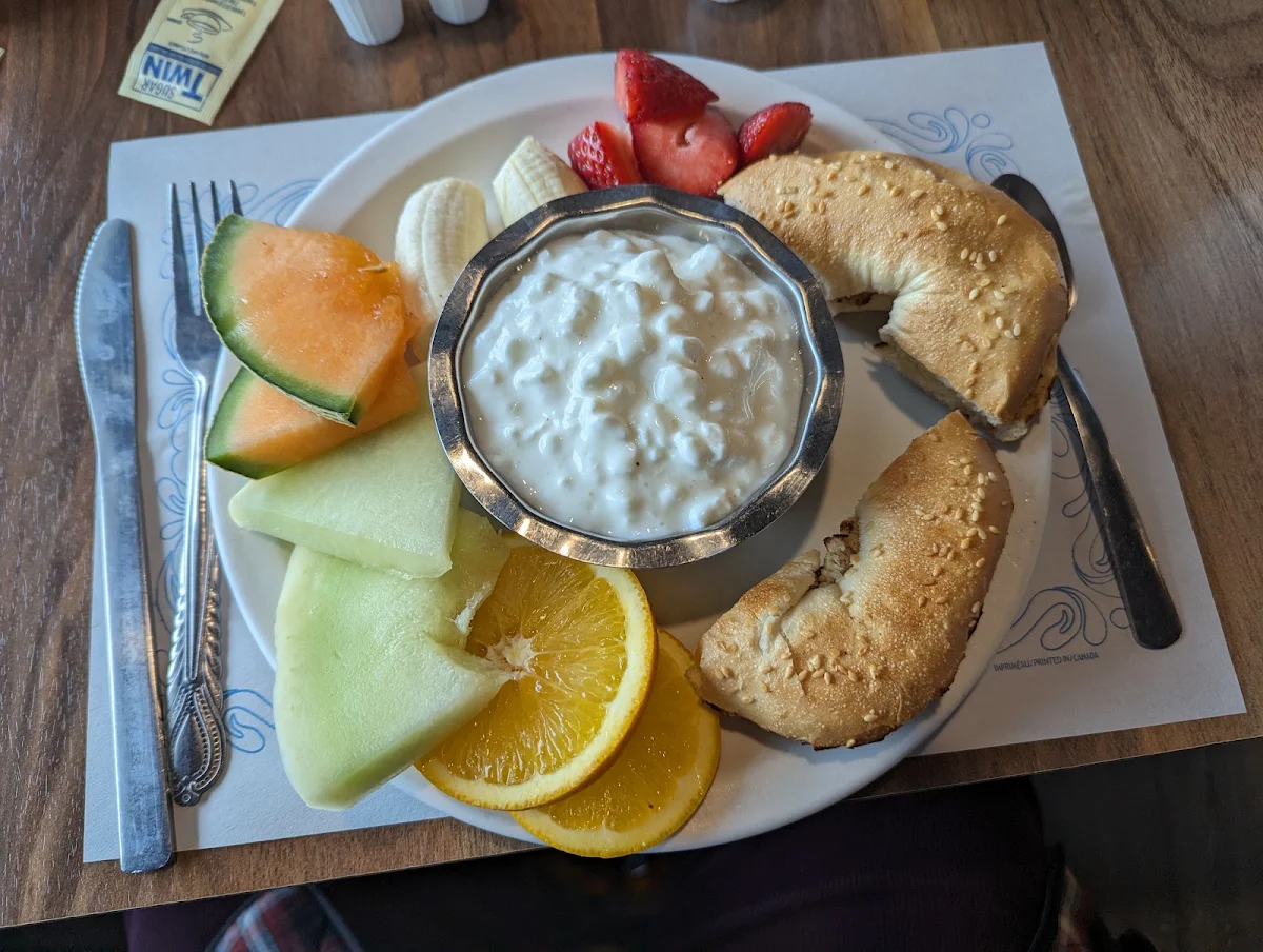 Assiette Santé Servie Avec Fromage Cottage Ou À la Crème