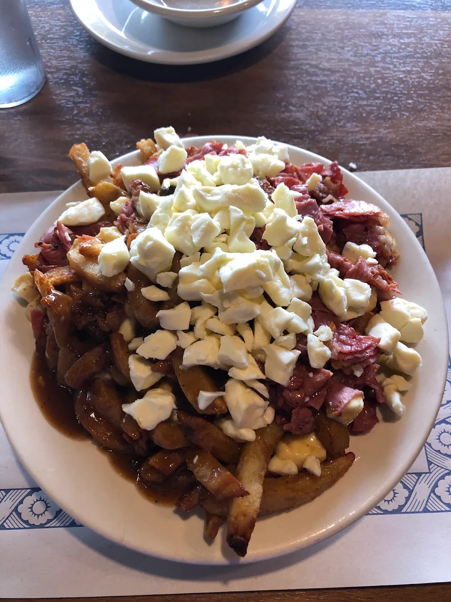 Grosse Poutine Smoked Meat