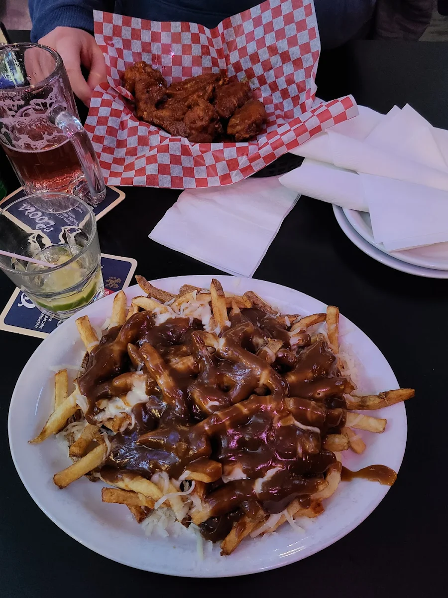 Poutine, Handlebar Hanks Roadhouse