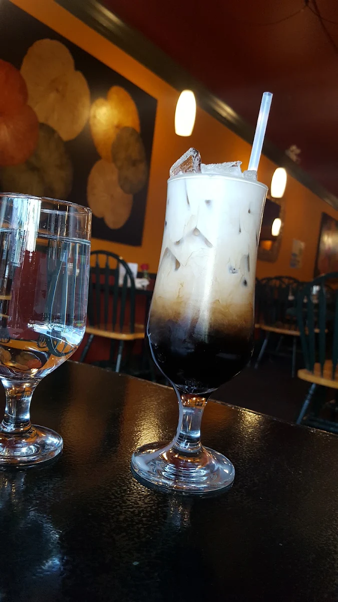 Thai Iced Coffee with Cream