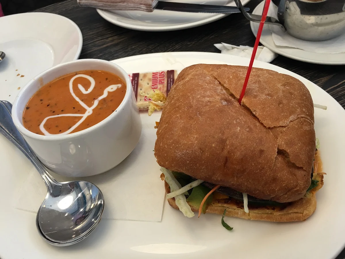 Tomato Basil Soup