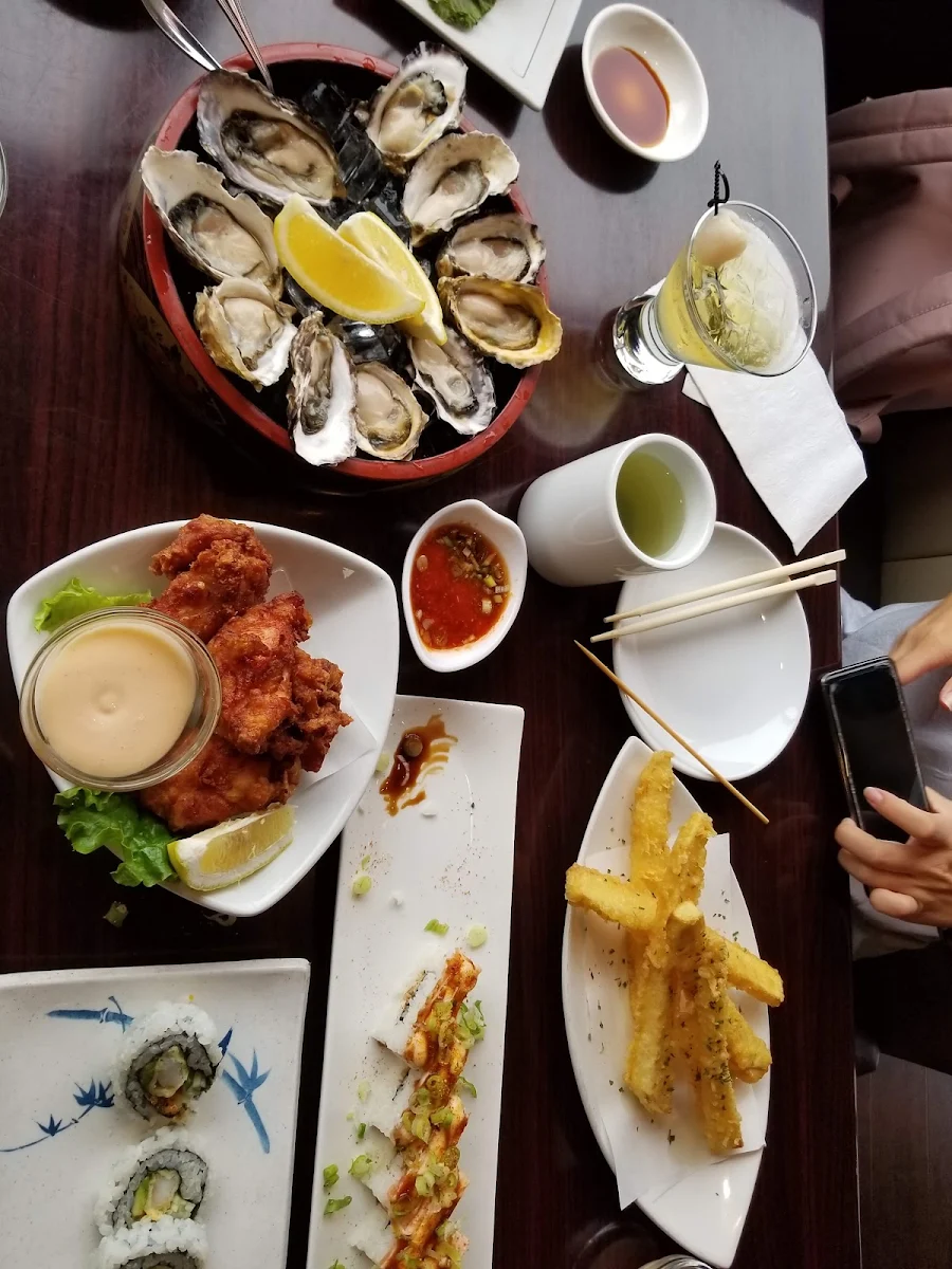 Happy Hour Oysters