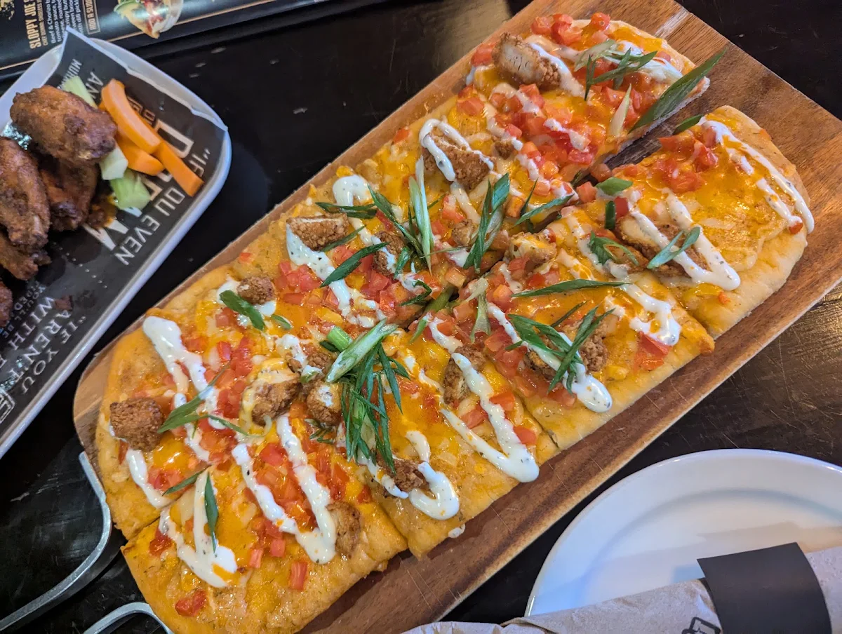 Buffalo Chicken Flatbread