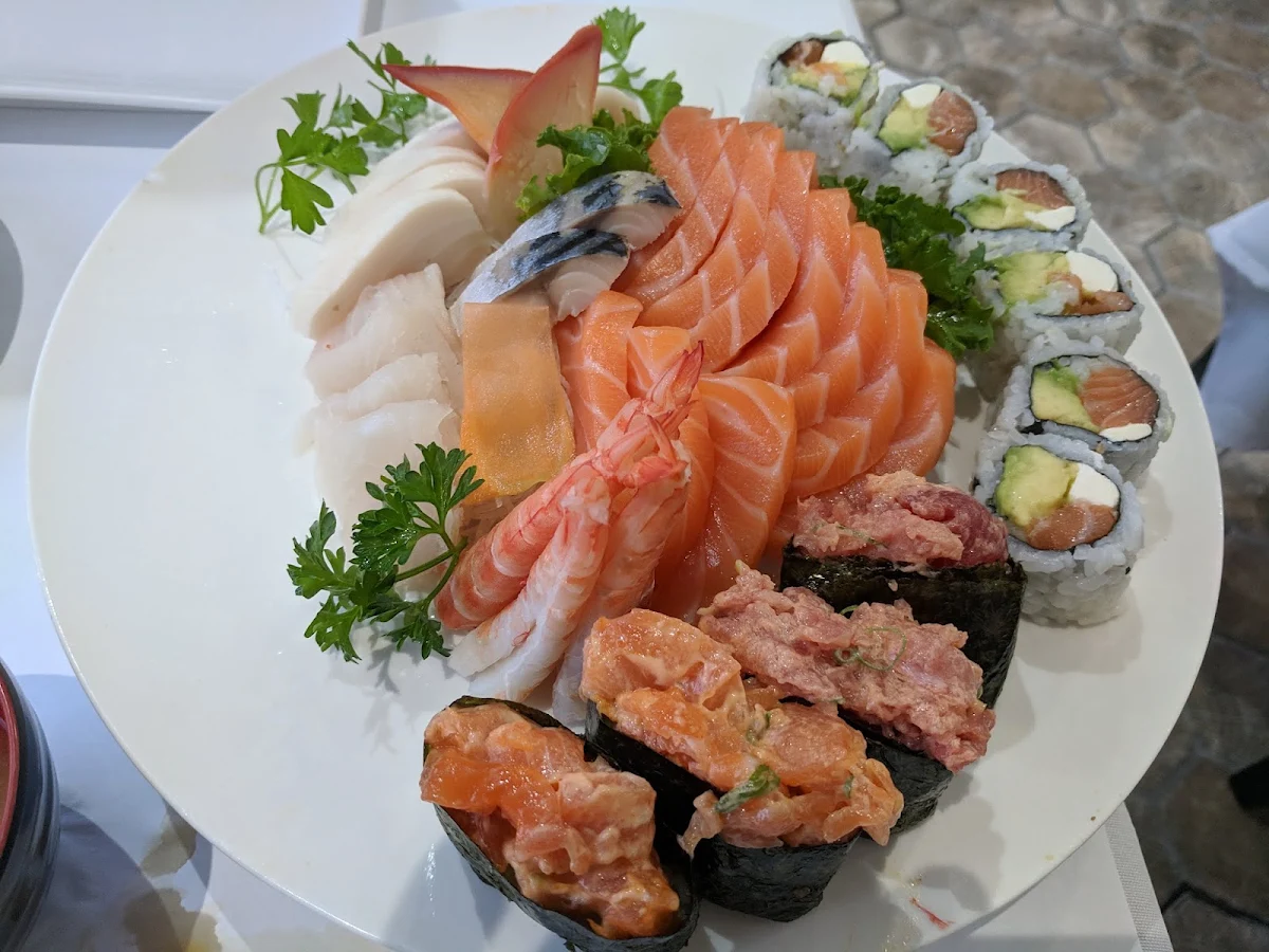 Sashimi Deluxe