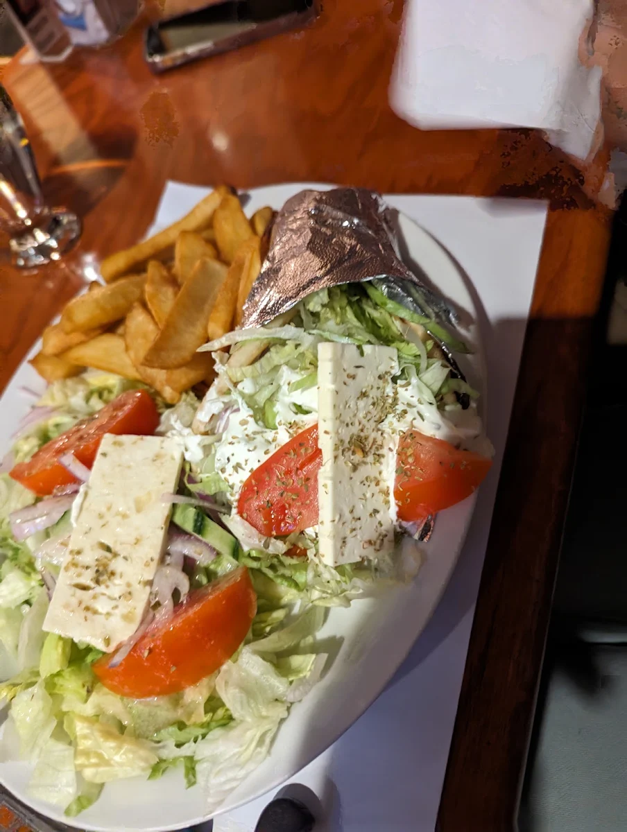 Pita Vegetarian Plate