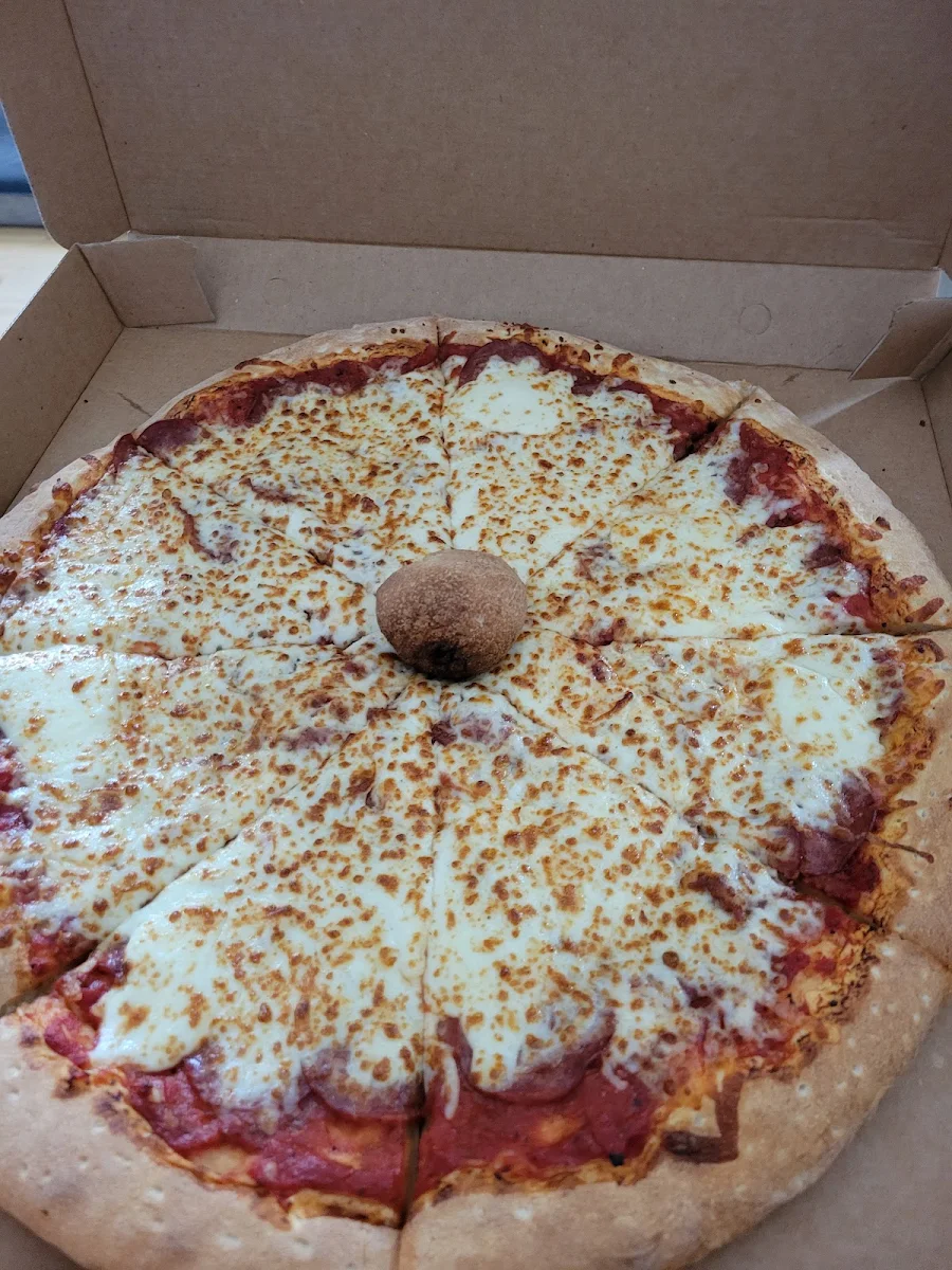 Large Pepperoni Pizza