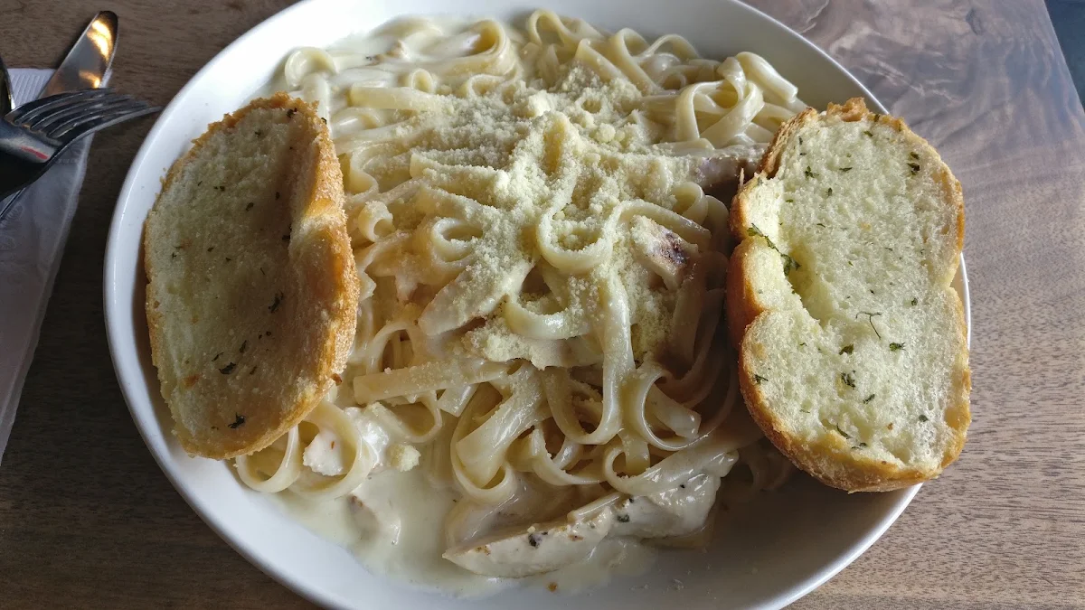 Chicken Fettuccine Alfredo with Mushrooms