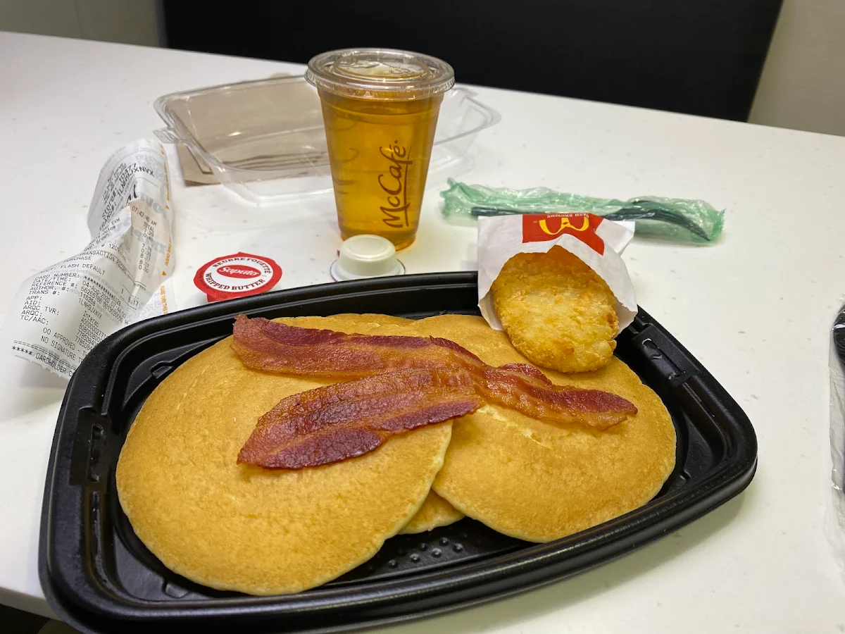 Hotcakes Happy Meal
