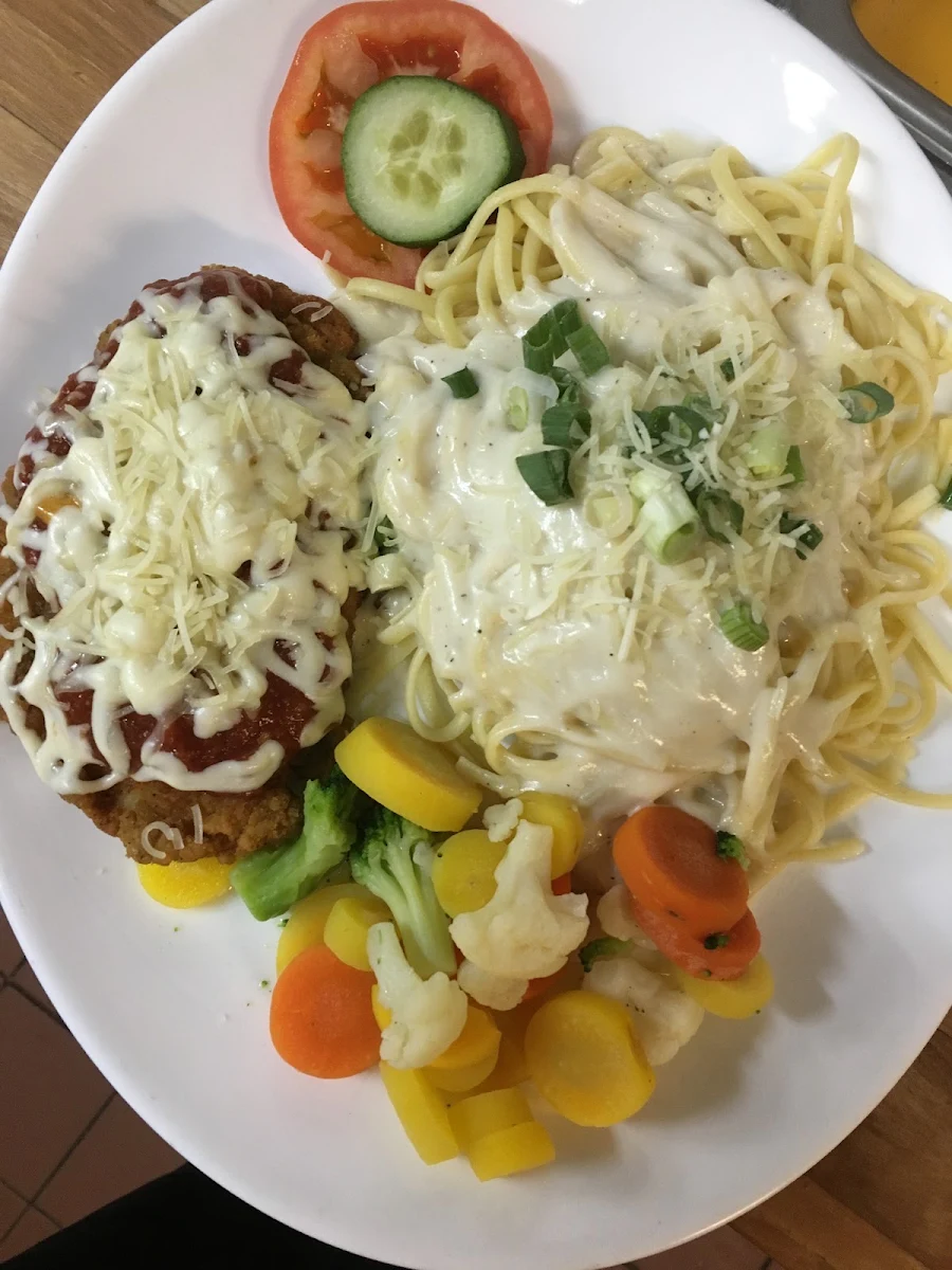 Crunchy Chicken Parmesan with Alfredo Pasta and Montego Vegetable