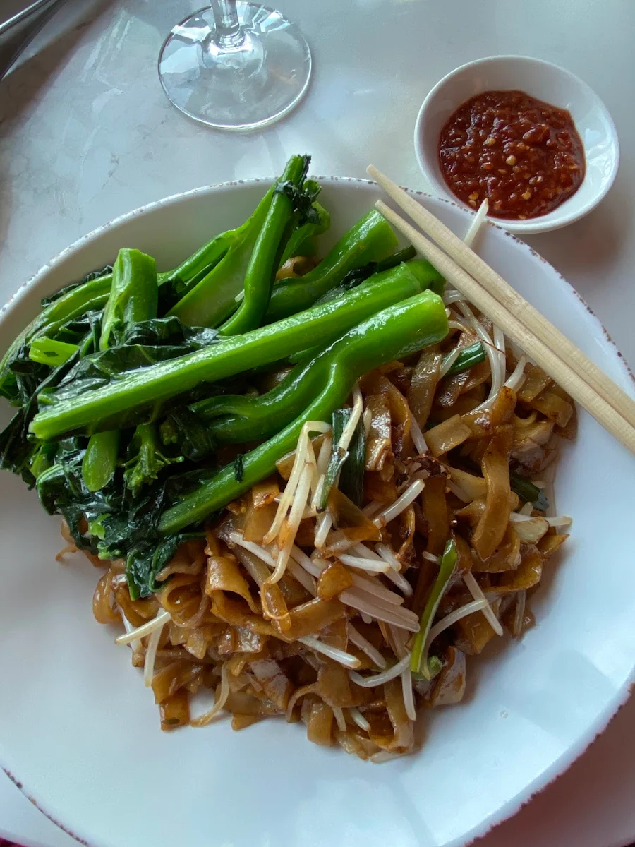 Beef Noodles with Chinese Broccoli