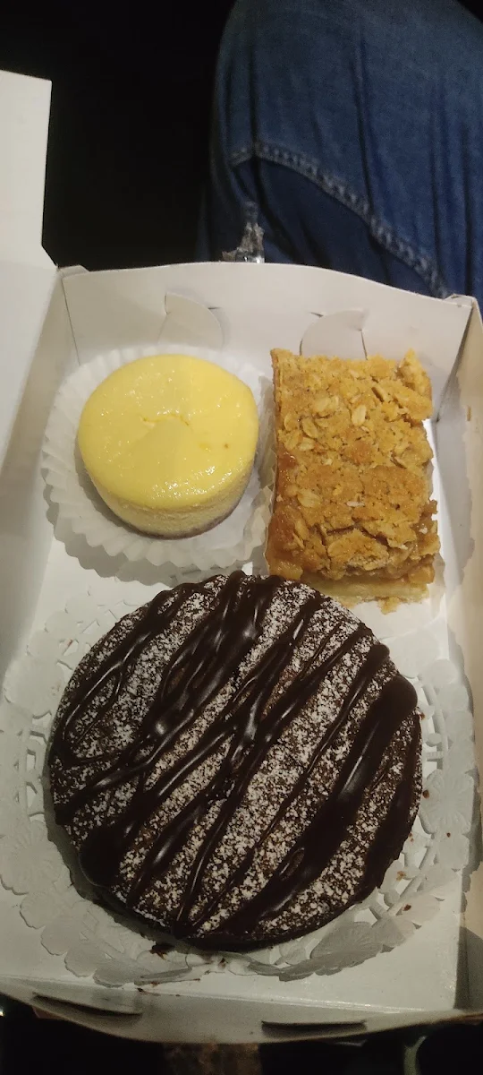 New York Cheesecake Flourless Chocolate Cake and Apple Crumble