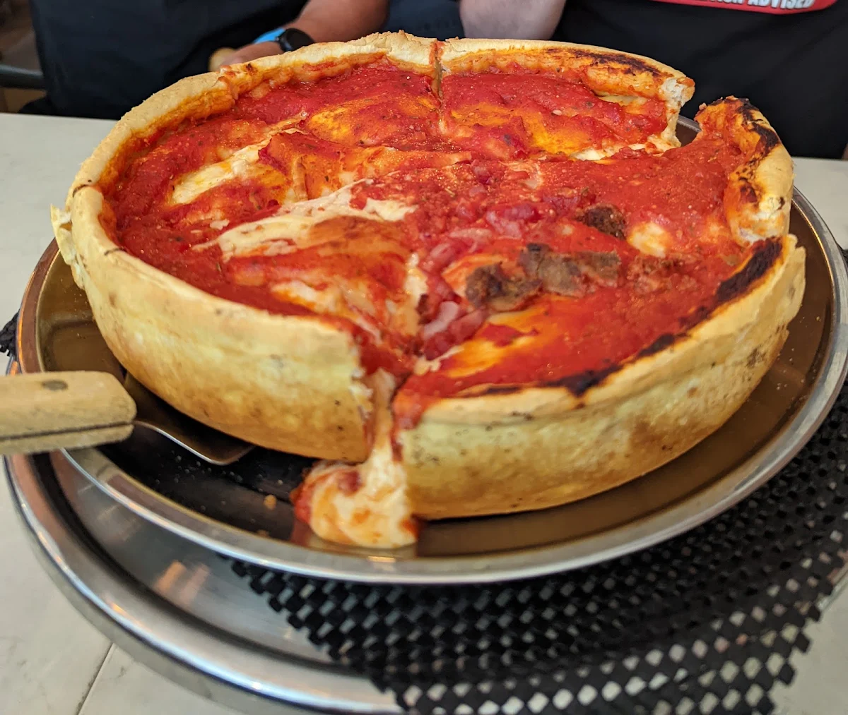 Stuffed Pizza Chicago Special Pizza Margherita