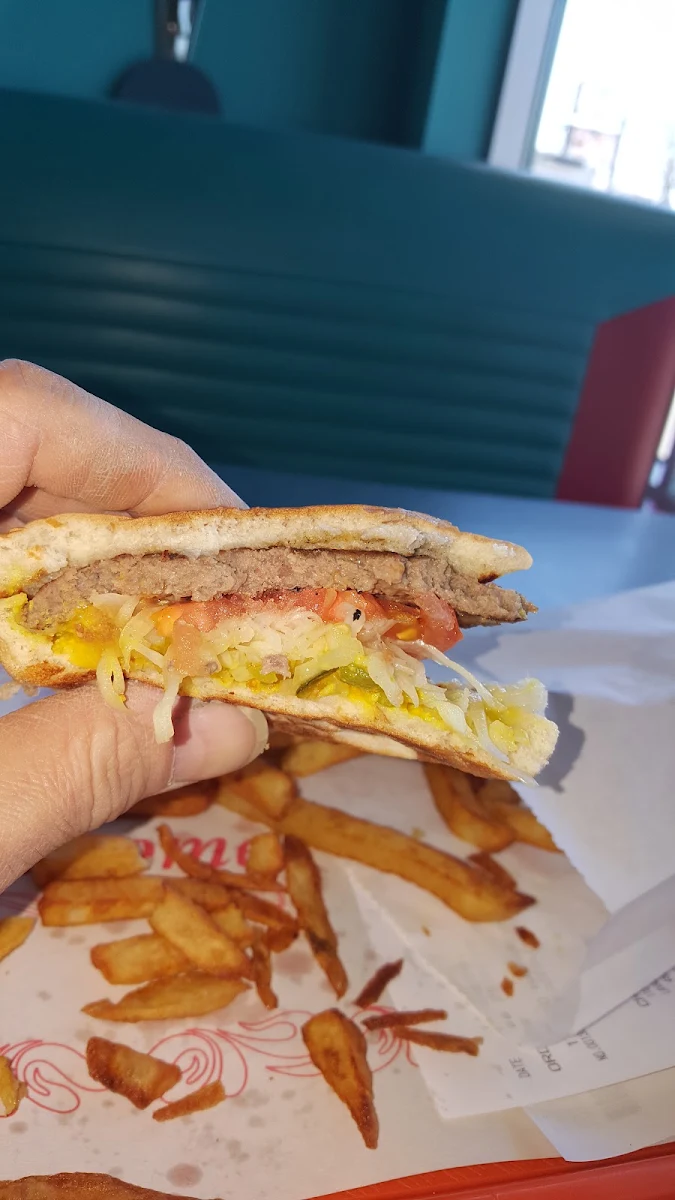 8 75 4 Combo Hamburger Fries