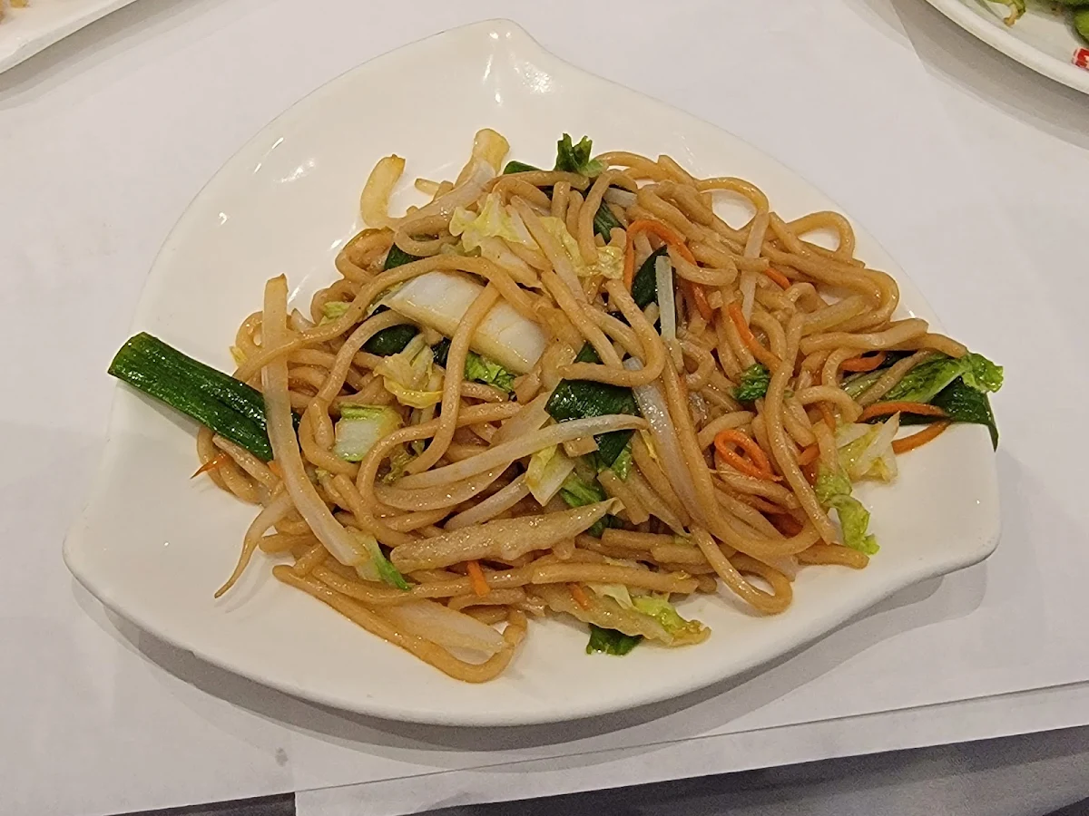 Vegetable Lo Mein