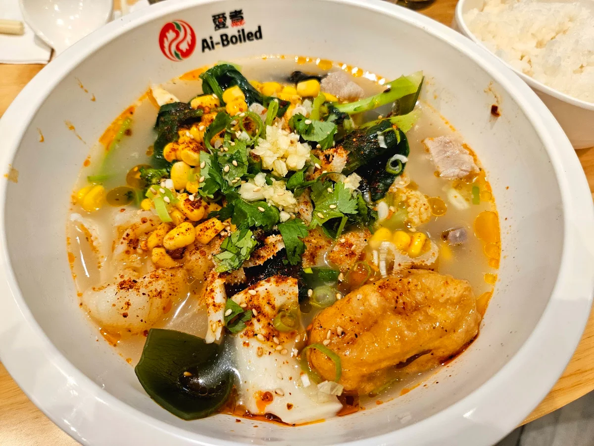 Green Szechuan Pepper Malatang with Soup Base with Numb Taste