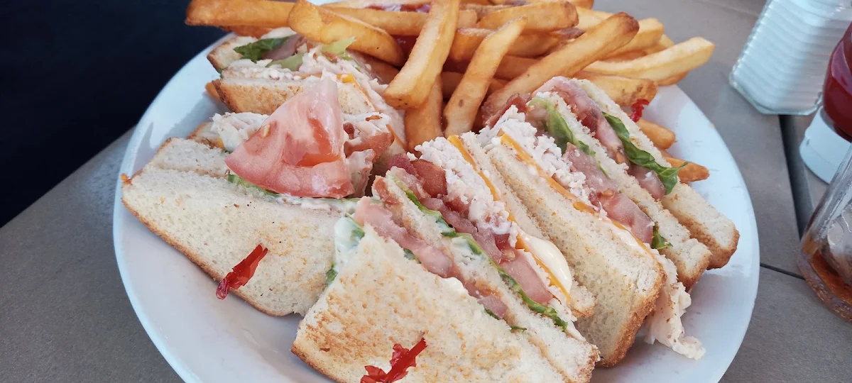 Chicken Club w Dried