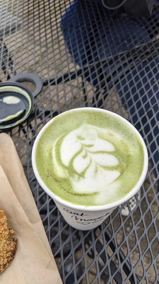 Oat Matcha Latte