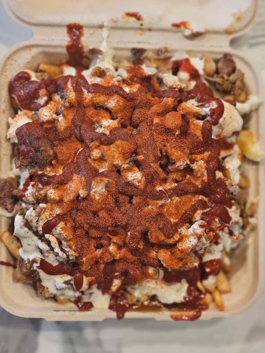 Poutine, Osmow's Shawarma