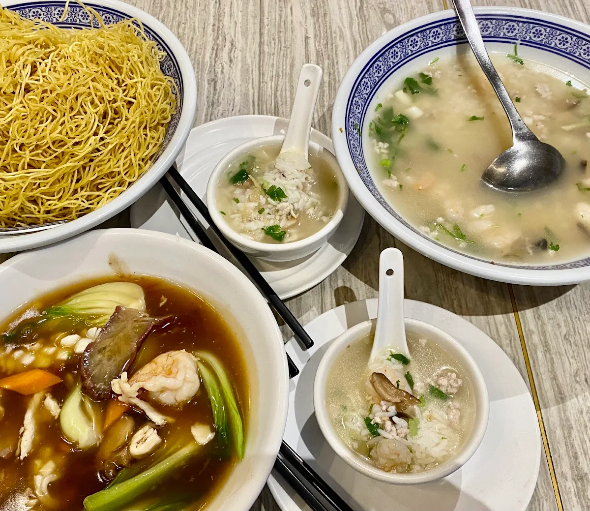 Crispy Fried Noodles and Seafood Congee