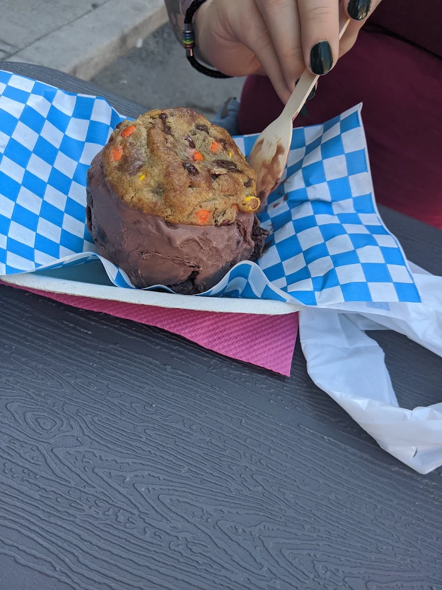 Ice Cream Sandwich