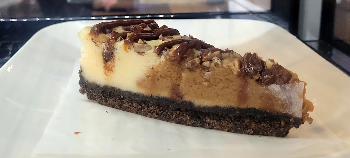 Caramel Pecan Cheesecake Slice