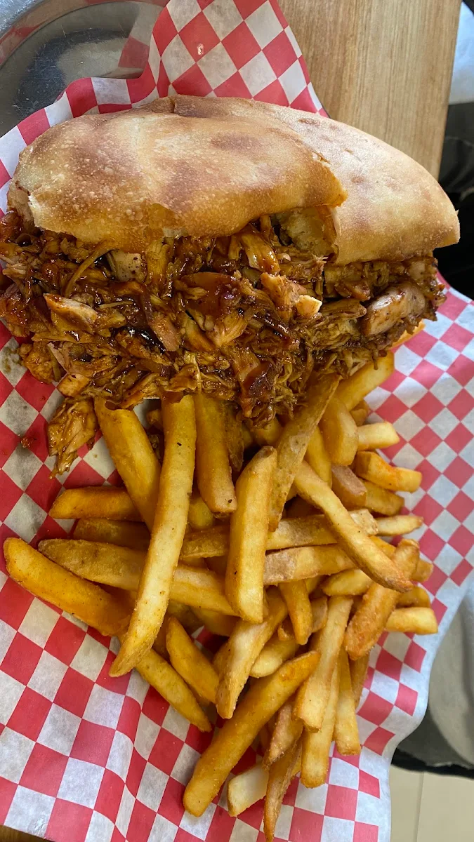 Pulled Chicken Sandwich