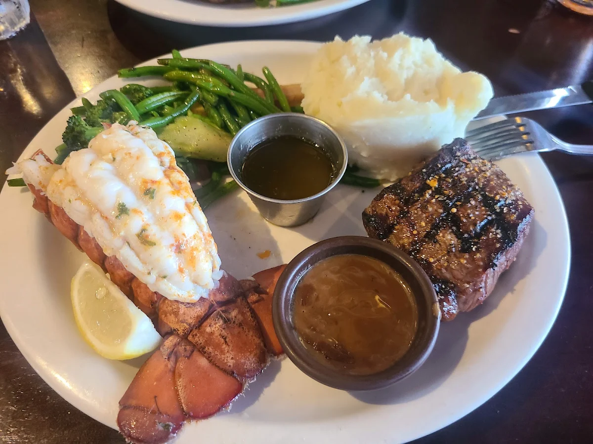 Duo Lobster Tails