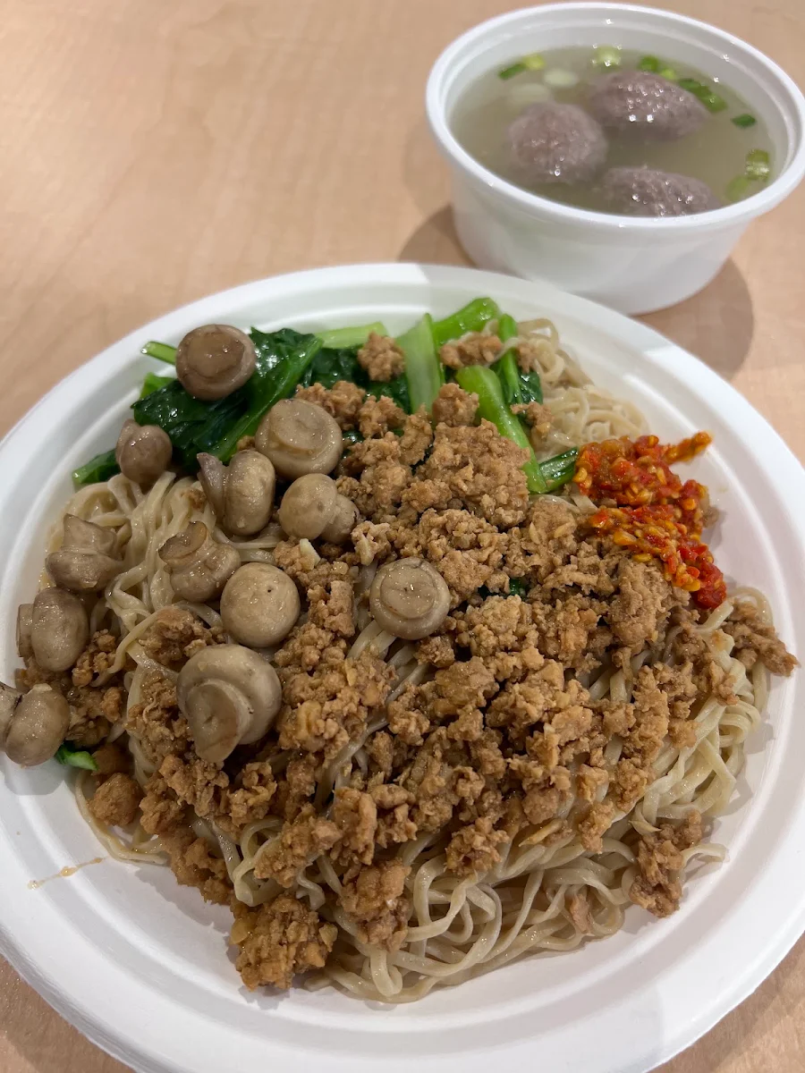 Mee Ayam Chicken Noodle