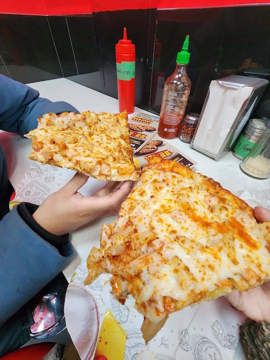 Hawaiian Pizza