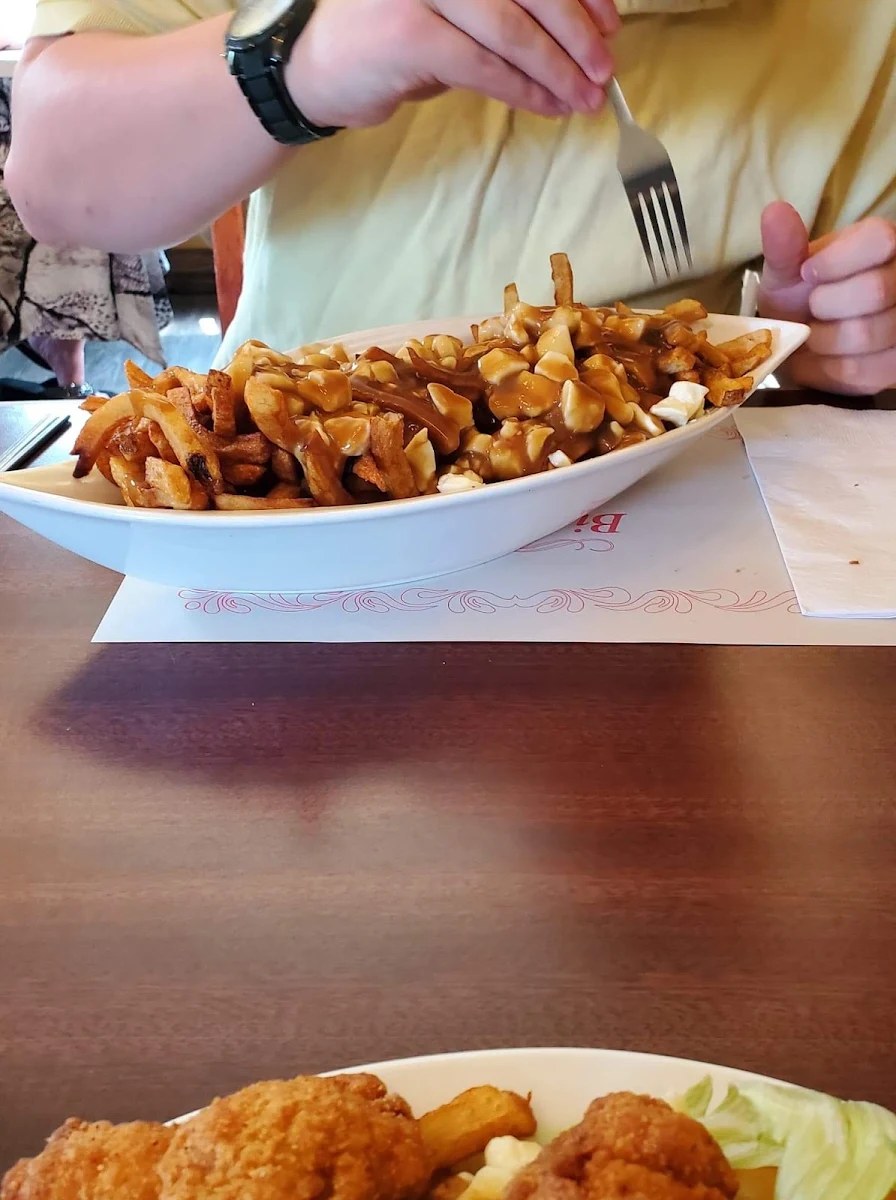 Large Poutine