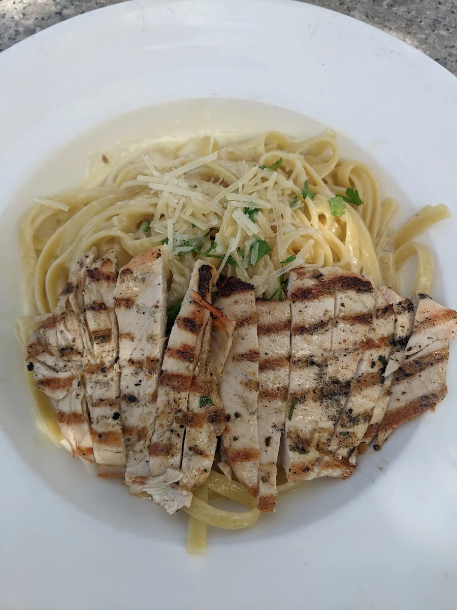Chicken Fettuccine Alfredo