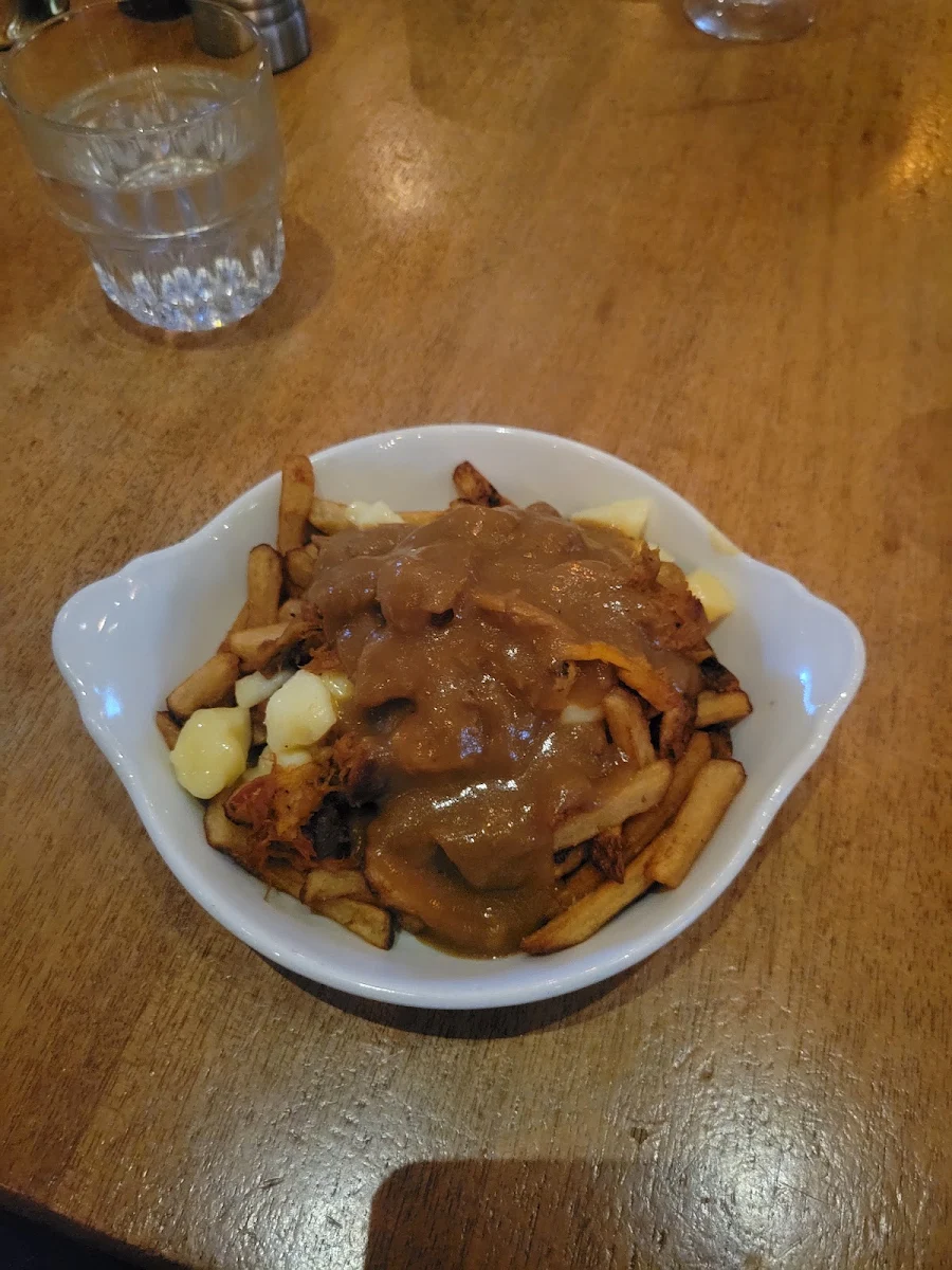 Poutine, Restaurant Vertigo Boisbriand