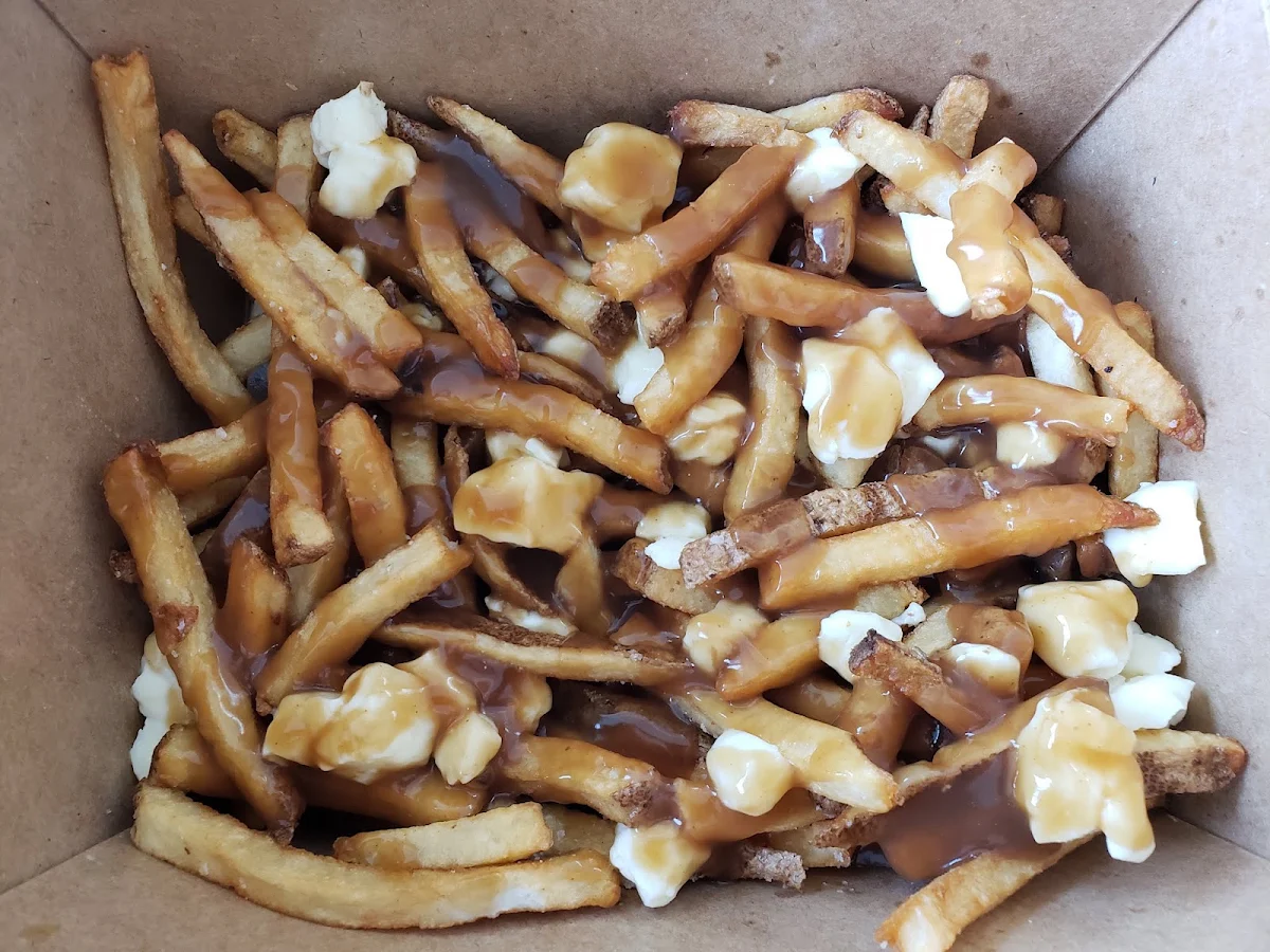 Classic Poutine, Thirteen Food & Beverage