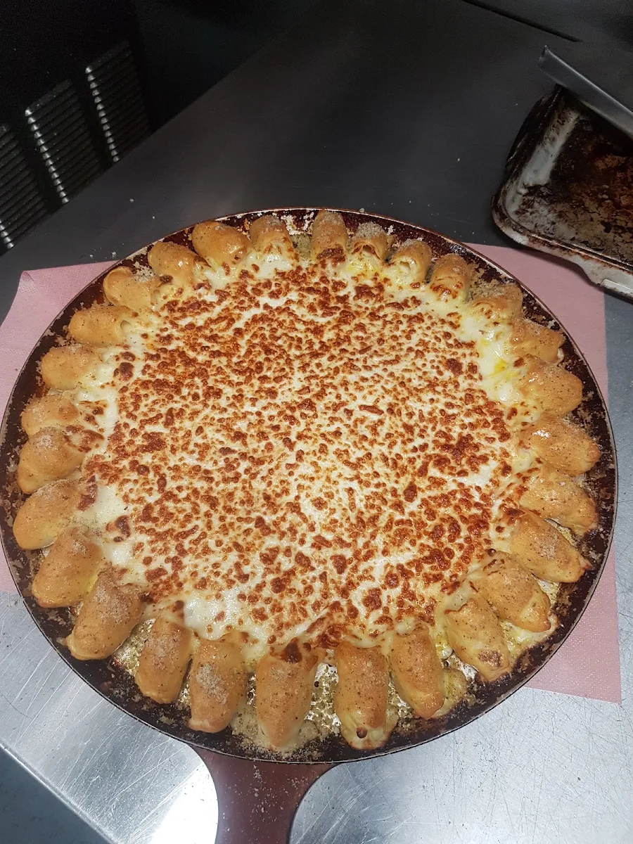 Cheesy Bite Pizza
