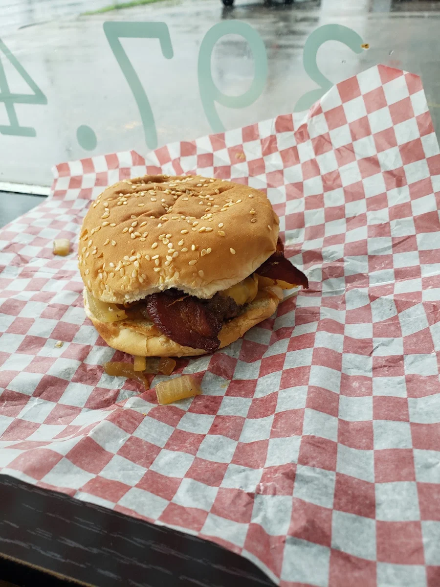 Bacon Cheeseburger 6 Oz