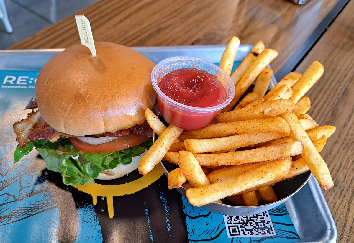 Classic Cheeseburger with Bacon