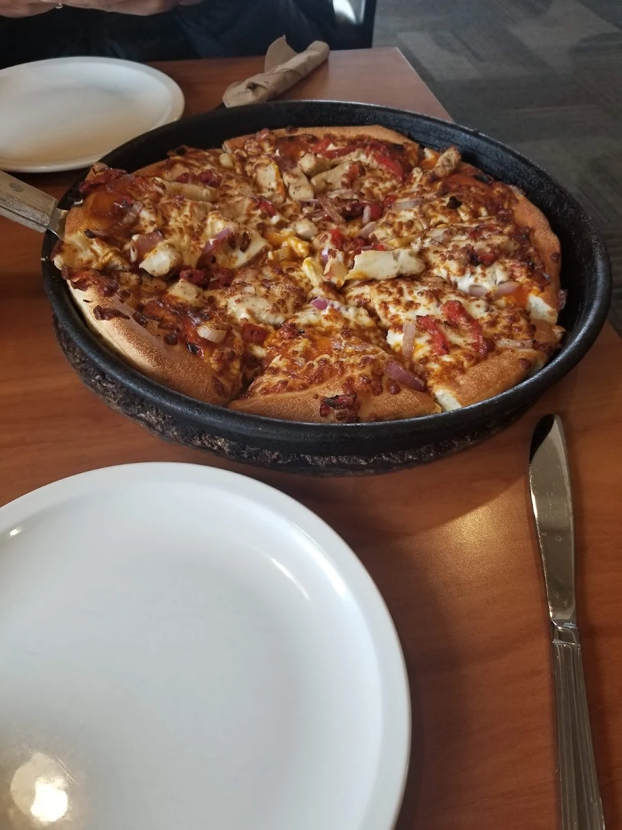 Butter Chicken Pizza