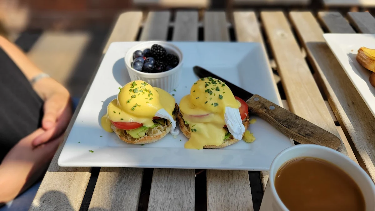 Eggs Benedict