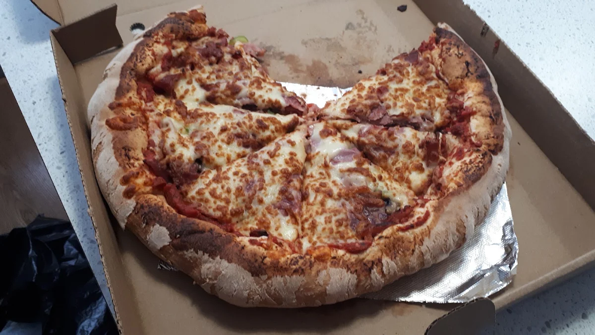 Smoked Meat All Dressed Puzza