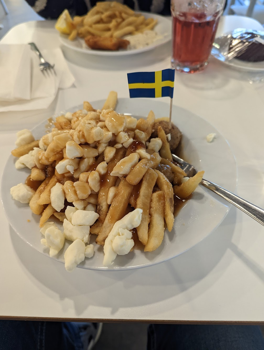Poutine, IKEA Montreal - Restaurant