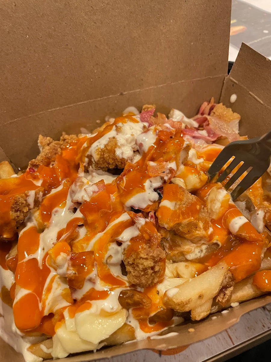 Chicken Bacon Ranch Poutine