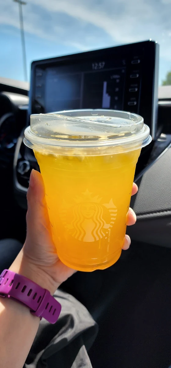 Pineapple Passionfruit Lemonade
