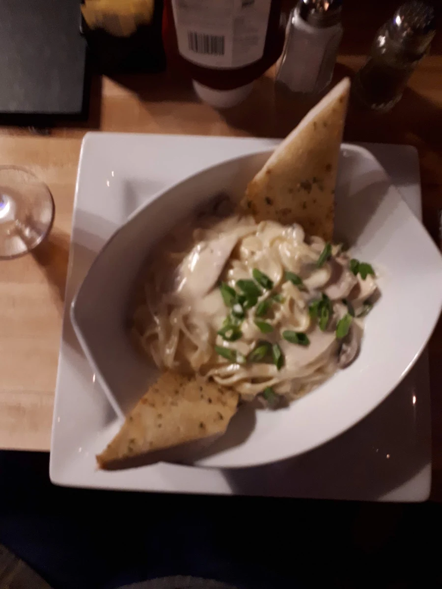 Fettuccine Alfredo with Chicken