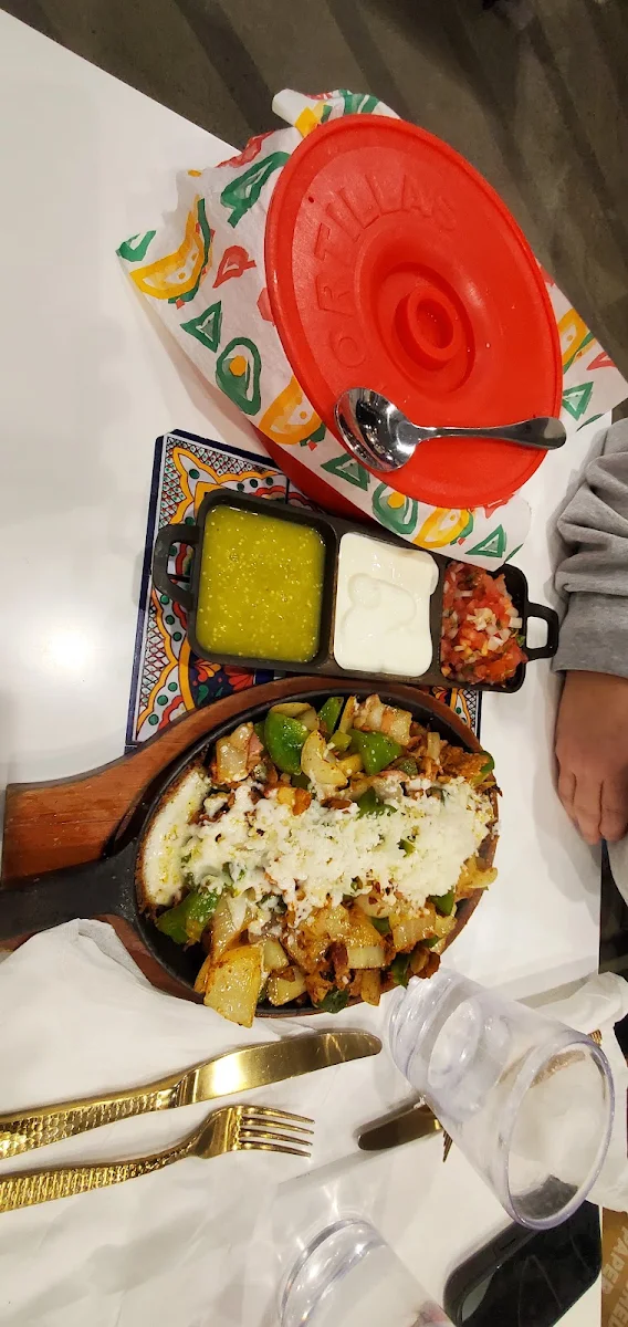 Fajitas, La MexiCanada Newmarket