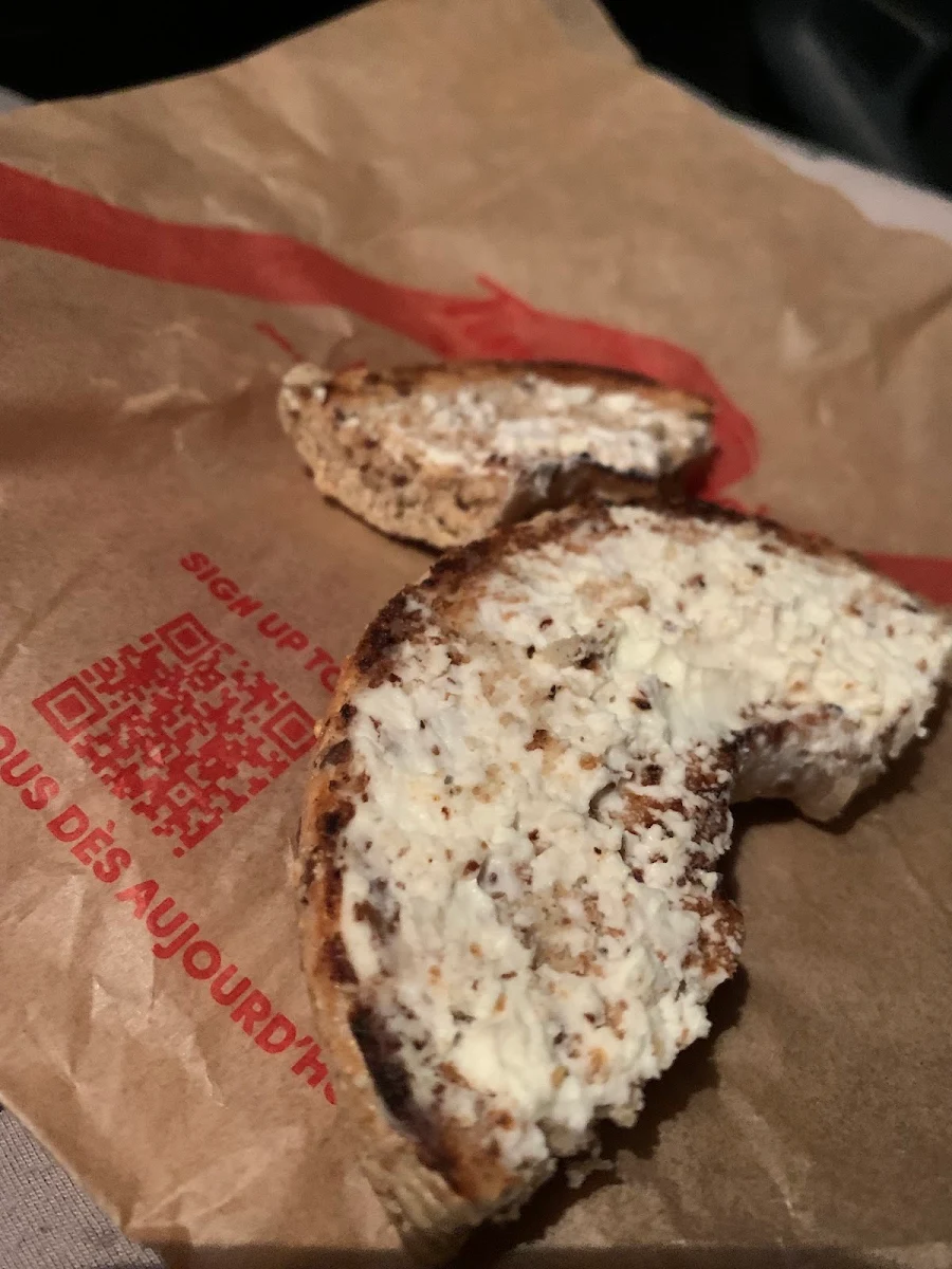 12 Grain Cream Cheese Bagel with Cream Cheese