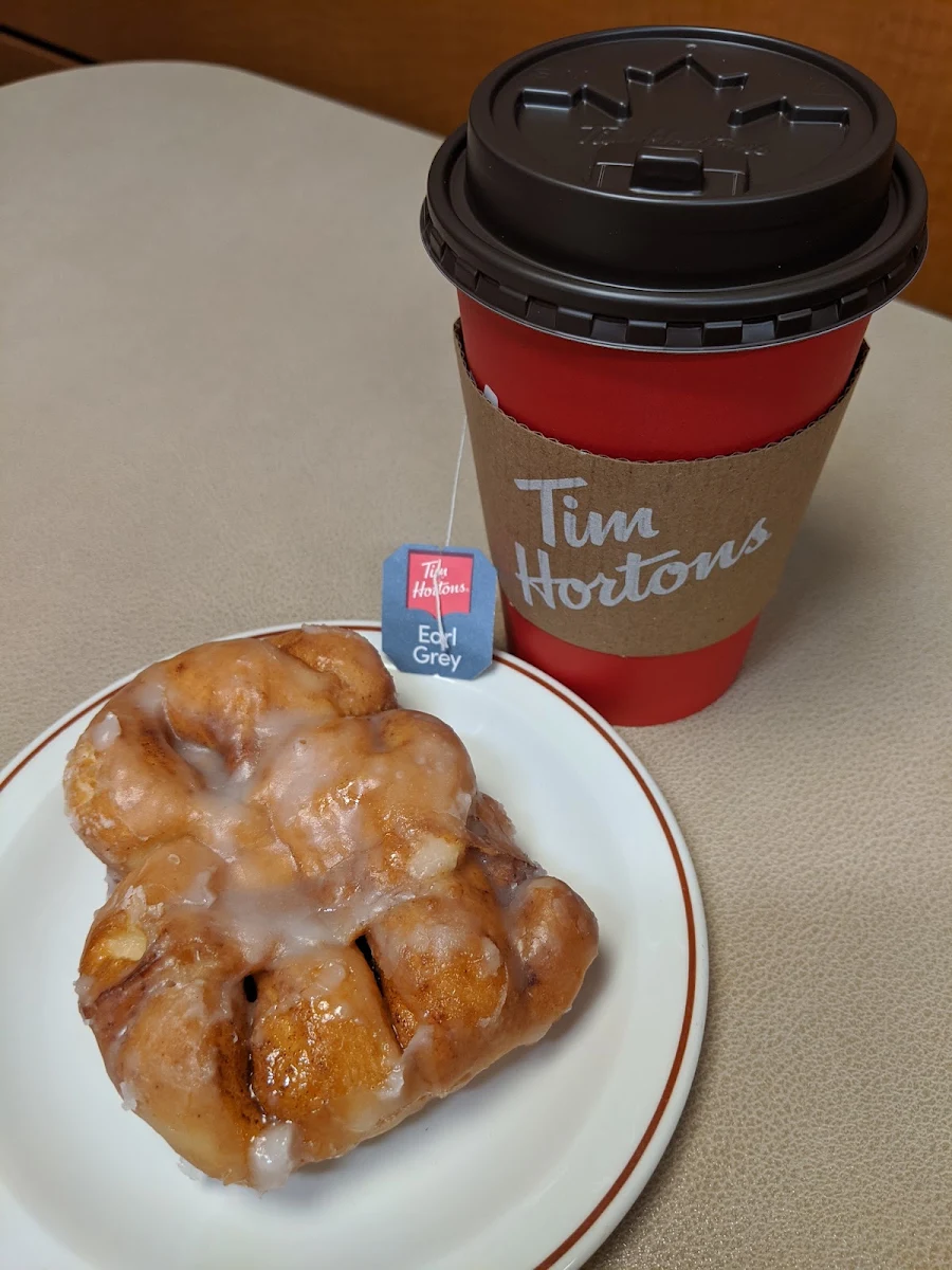 Apple Fritter & Earl Grey Tea