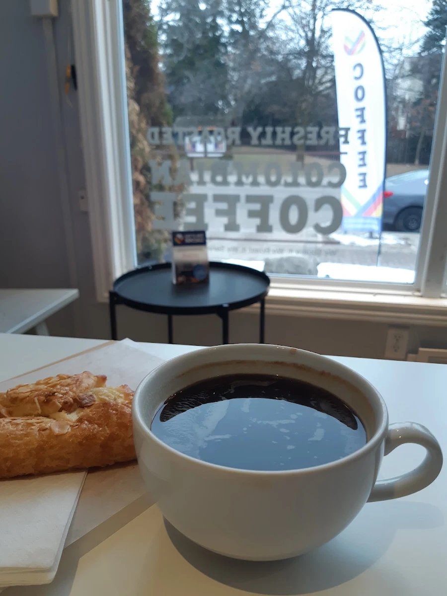 Almond Croissant Darkroast