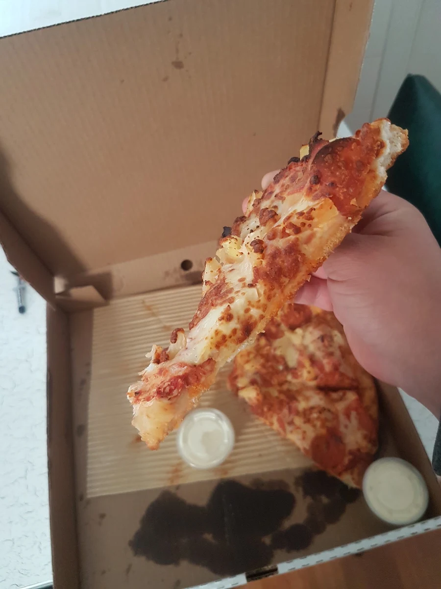 Deep Dish Peperoni Pizza