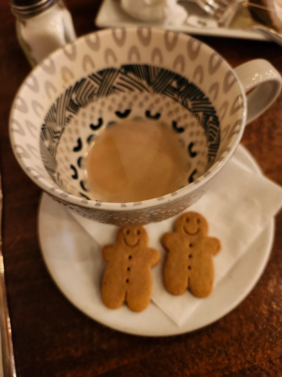 Gingerbread Oat Milk Chai Latte