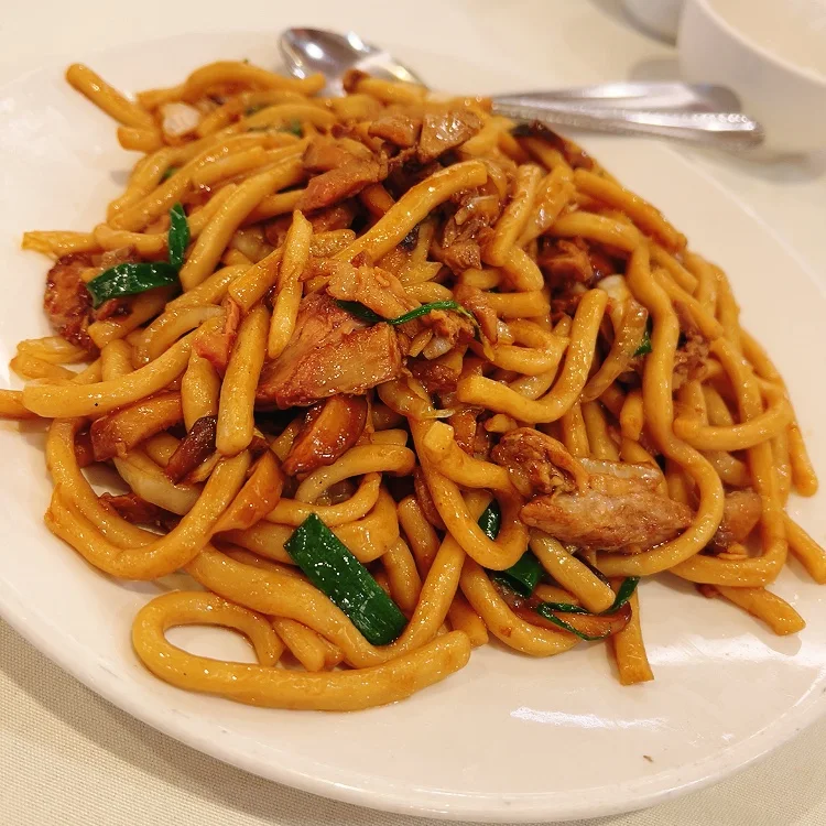 Shredded Duck Fried Noodles